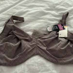 Olga No Compromise underwire bra